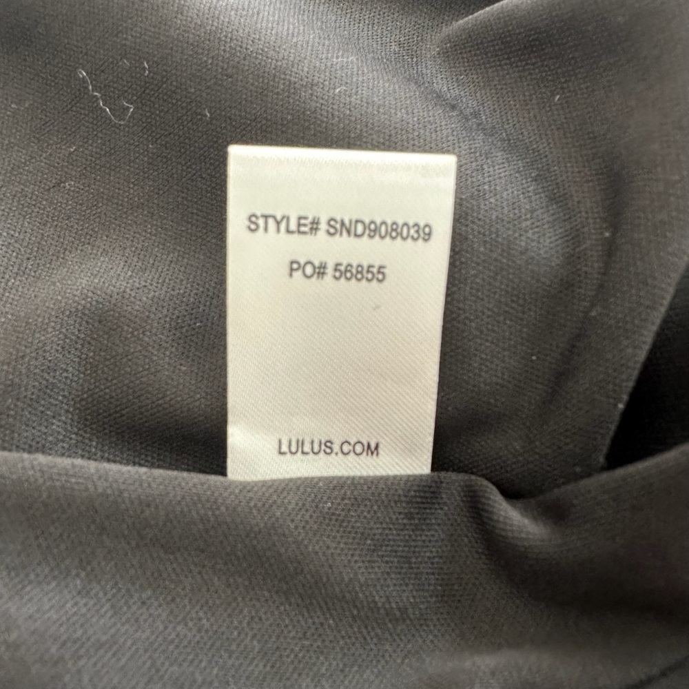 NWT Lulus Keep You Out Late Black Twist Front Cutout Midi Dress Size Medium - Picture 11 of 11